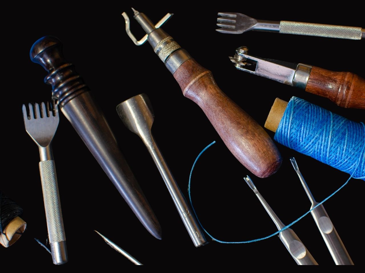 อุปกรณ์ทำเครื่องหนัง