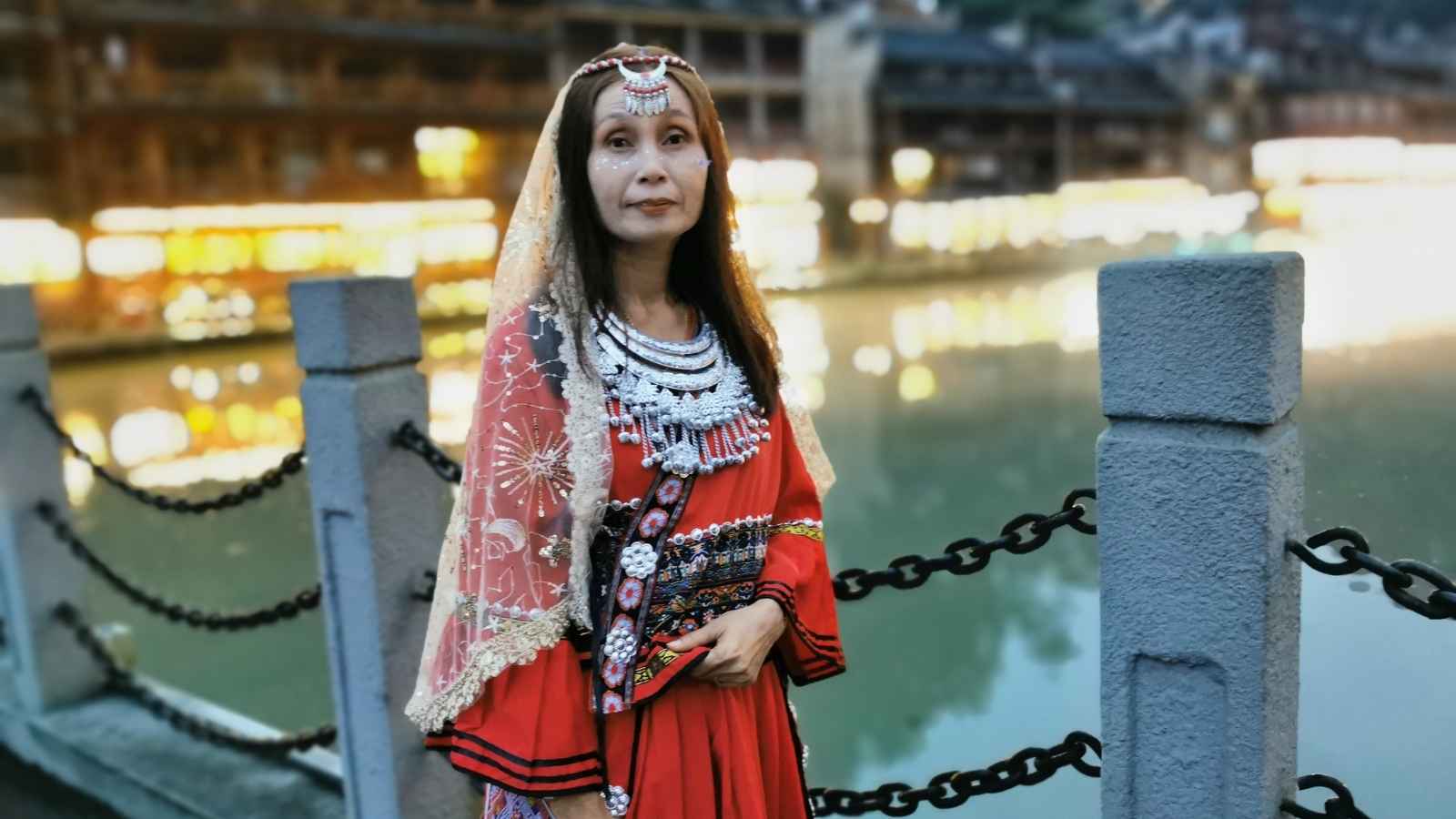 สะพานหินโบราณ ข้ามแม่น้ำถัวเจียง